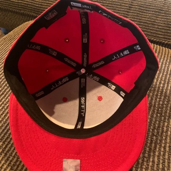 🔥🔥SOLD🔥🔥NWT Kansas City Chiefs flat bill fitted cap 59 Fifty size 7 1/8 NFL - Picture 3 of 5